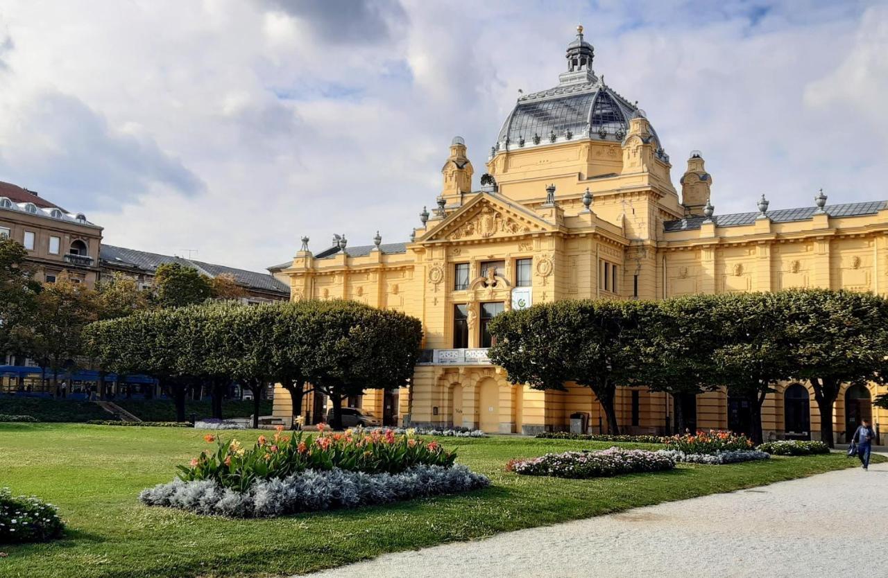 Sedaki Apartments In The Center Of Zagreb Exterior photo